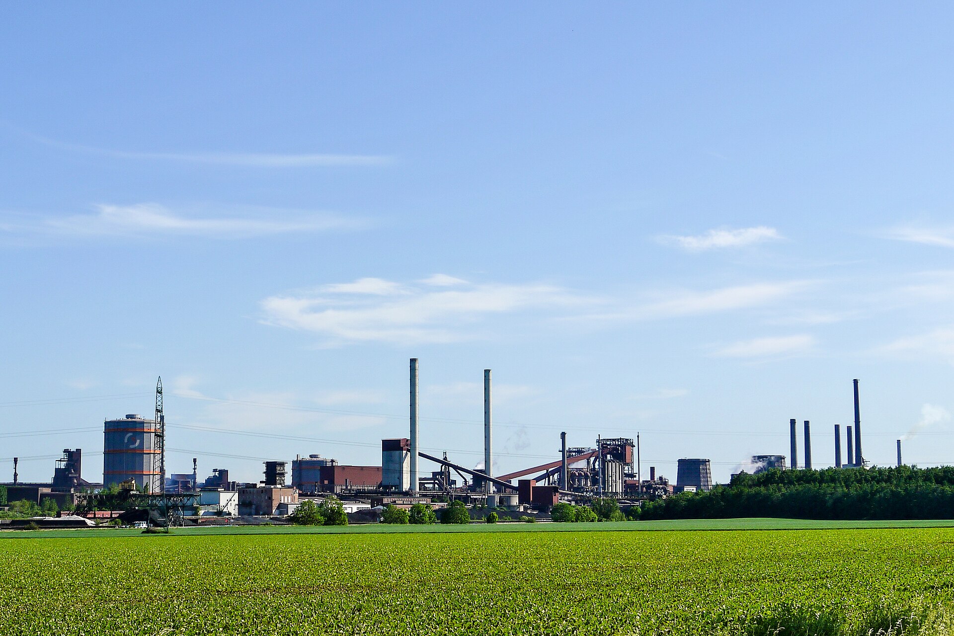Salzgitter AG steelworks seen across fields from the north-west